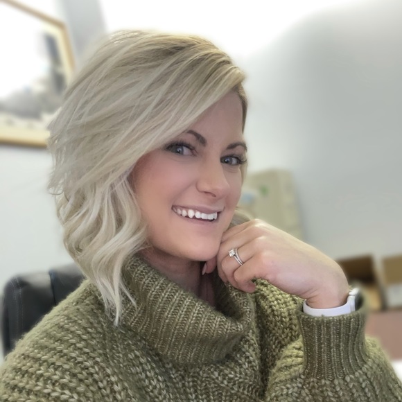 Meet your Posher, Maggie - Picture 1 of 1